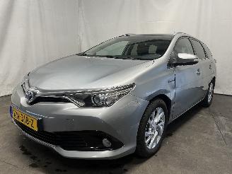 Schadeauto Toyota Auris Auris Touring Sports (E18) Combi 1.8 16V Hybrid (2ZRFXE) [100kW]  (07-=
2013/12-2018) 2016/10