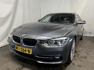 Schadeauto BMW 3-serie 3 serie Touring (F31) Combi 320d 2.0 16V (B47-D20A) [120kW]  (07-2012/=
06-2019) 2017/1