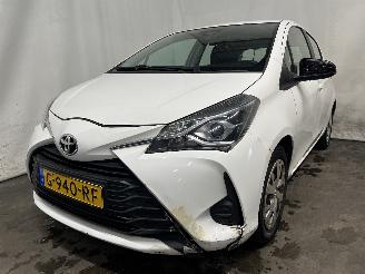 Voiture accidenté Toyota Yaris Yaris III (P13) Hatchback 1.5 16V Dual VVT-iE (2NRFKE) [82kW]  (03-201=
7/09-2020) 2019/11