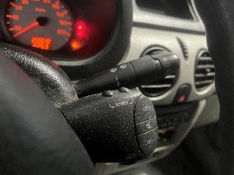Renault Kangoo Kangoo (KC) MPV 1.6 16V (K4M-752) [70kW]  (06-2001/01-2008) picture 20
