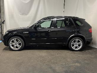 BMW X5 X5M (E70) SUV 4.4i V8 Turbo 32V (S63-B44A) [408kW]  (07-2009/07-2013) picture 4