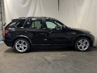 BMW X5 X5M (E70) SUV 4.4i V8 Turbo 32V (S63-B44A) [408kW]  (07-2009/07-2013) picture 7