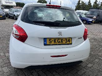 Peugeot 208 208 I (CA/CC/CK/CL) Hatchback 1.2 Vti 12V PureTech 82 (EB2F(HMZ)) [60k=
W]  (03-2012/12-2019) picture 7