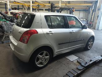 Suzuki Swift Swift (ZA/ZC/ZD1/2/3/9) Hatchback 1.3 VVT 16V (M13A VVT) [68kW]  (02-2=
005/06-2012) picture 3
