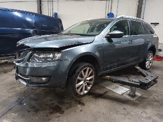 Uttjänta bilar auto Skoda Octavia Octavia Combi (5EAC) Combi 5-drs 1.4 TSI 16V (CHPA) [103kW]  (11-2012/=
07-2020) 2014/5