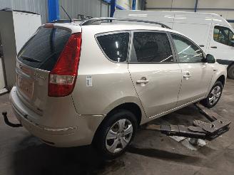 Hyundai I-30 i30 Crosswagon (WWH) Combi 1.4 CVVT 16V (G4FA) [80kW]  (11-2009/06-201=
2) picture 3