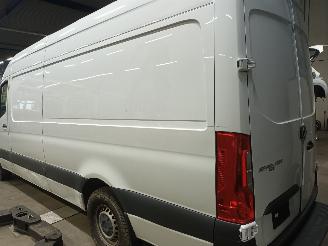 Mercedes Sprinter Sprinter 4t (907.6/910.6) Van 414 CDI 2.0 D RWD (OM654.920) [105kW]  (=
12-2023/...) picture 4