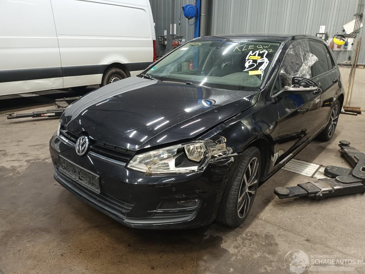 Volkswagen Golf Golf VII (AUA) Hatchback 1.4 TSI 16V (CHPA) [103kW]  (08-2012/08-2020)=
