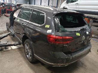Volkswagen Passat Passat Variant (3G5) Combi 1.6 TDI 16V (DCZA) [88kW]  (08-2014/11-2020=
) picture 4