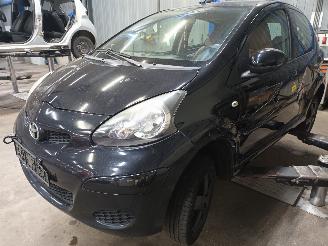 Vrakbiler auto Toyota Aygo Aygo (B10) Hatchback 1.0 12V VVT-i (1KR-FE) [50kW]  (07-2005/05-2014) 2009/1