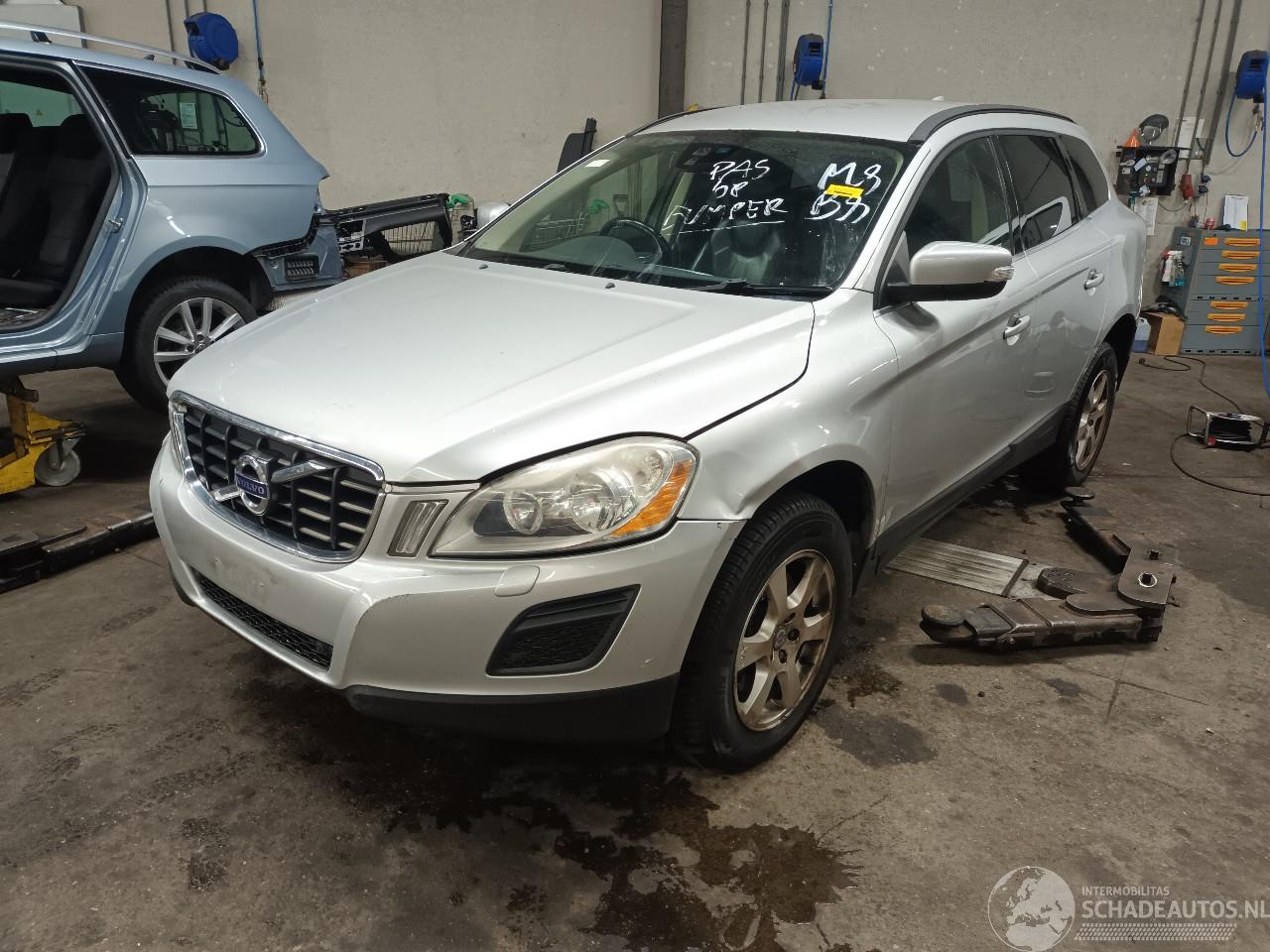 Volvo Xc-60 XC60 I (DZ) SUV 2.0 DRIVe 20V (D5204T3) [120kW]  (08-2011/12-2014)