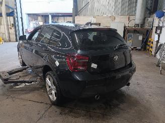 BMW 1-serie 1 serie (F20) Hatchback 5-drs 116i 1.6 16V (N13-B16A) [100kW]  (07-201=
1/02-2015) picture 4