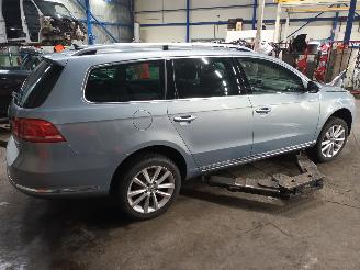 Volkswagen Passat Passat Variant (365) Combi 2.0 TDI 16V 177 (CFGC) [130kW]  (12-2012/12=
-2014) picture 3