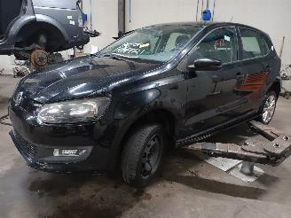 Vrakbiler auto Volkswagen Polo Polo V (6R) Hatchback 1.2 TDI 12V BlueMotion (CFWA(Euro 5)) [55kW]  (1=
0-2009/05-2014) 2010/6