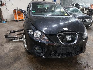 Seat Leon Leon (1P1) Hatchback 5-drs 2.0 TFSI 16V (BWA) [136kW]  (09-2005/05-200=
6) picture 2