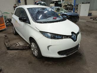 Renault Zoé Zoé (AG) Hatchback 5-drs 46kW (5AQ-601) [46kW]  (06-2012/...) picture 2