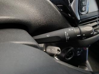 Peugeot 208 208 I (CA/CC/CK/CL) Hatchback 1.2 Vti 12V PureTech 82 (EB2F(HMZ)) [60k=
W]  (03-2012/12-2019) picture 14