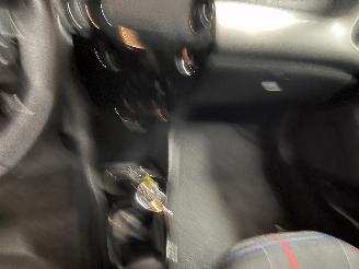 Peugeot 108 108 Hatchback 1.0 12V (1KRFE(CFB)) [51kW]  (05-2014/...) picture 24