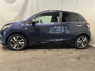 Peugeot 108 108 Hatchback 1.0 12V (1KRFE(CFB)) [51kW]  (05-2014/...) picture 4