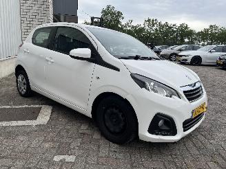 Peugeot 108 108 Hatchback 1.0 12V (1KRFE(CFB)) [51kW]  (05-2014/...) picture 6