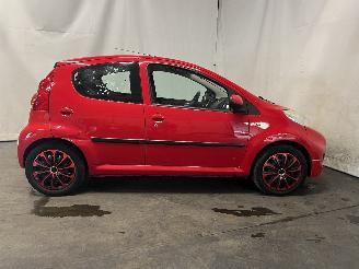 Peugeot 107 107 Hatchback 1.0 12V (384F(1KR)) [50kW]  (06-2005/05-2014) picture 7