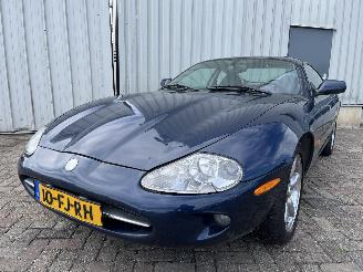 Coche accidentado Jaguar XK XK 8 Coupé 4.0 V8 32V (NC(AJ27)) [209kW]  (03-1996/07-2005) 2000/4