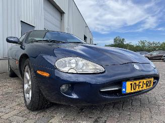 Jaguar XK XK 8 Coupé 4.0 V8 32V (NC(AJ27)) [209kW]  (03-1996/07-2005) picture 5