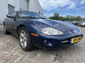 Jaguar XK XK 8 Coupé 4.0 V8 32V (NC(AJ27)) [209kW]  (03-1996/07-2005) picture 6