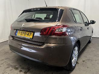 Peugeot 308 308 (L3/L8/LB/LH/LP) Hatchback 5-drs 1.2 12V e-THP PureTech 130 (EB2DT=
S(HNY)) [96kW]  (11-2013/06-2021) picture 5