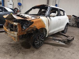 Autoverwertung Suzuki Swift Swift (ZC/ZD) Hatchback 5-drs 1.2 Dual Jet 16V Smart Hybrid (K12D) [61=
kW]  (06-2020/...) 2024/3