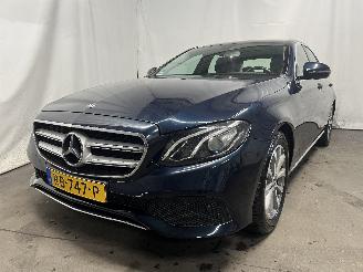 Unfallwagen Mercedes E-klasse E (W213) Sedan E-220d 2.0 Turbo 16V (OM654.920) [143kW]  (01-2016/10-2=
023) 2017/10