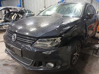 rozbiórka samochody osobowe Volkswagen Jetta Jetta IV (162/16A) Sedan 1.6 TDI 16V (CAYC(Euro 5)) [77kW]  (04-2010/0=
7-2015) 2013/8