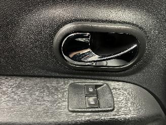 Dacia Lodgy Lodgy (JS/SD0J) MPV 1.2 TCE 16V (H5F-402(H5F-C4)) [85kW]  (03-2012/...=
) picture 28
