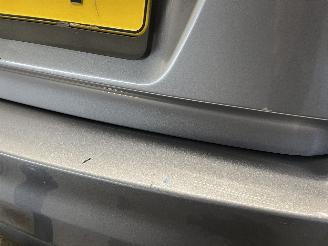 Peugeot 308 308 (L3/L8/LB/LH/LP) Hatchback 5-drs 1.2 12V e-THP PureTech 130 (EB2DT=
S(HNY)) [96kW]  (11-2013/06-2021) picture 13