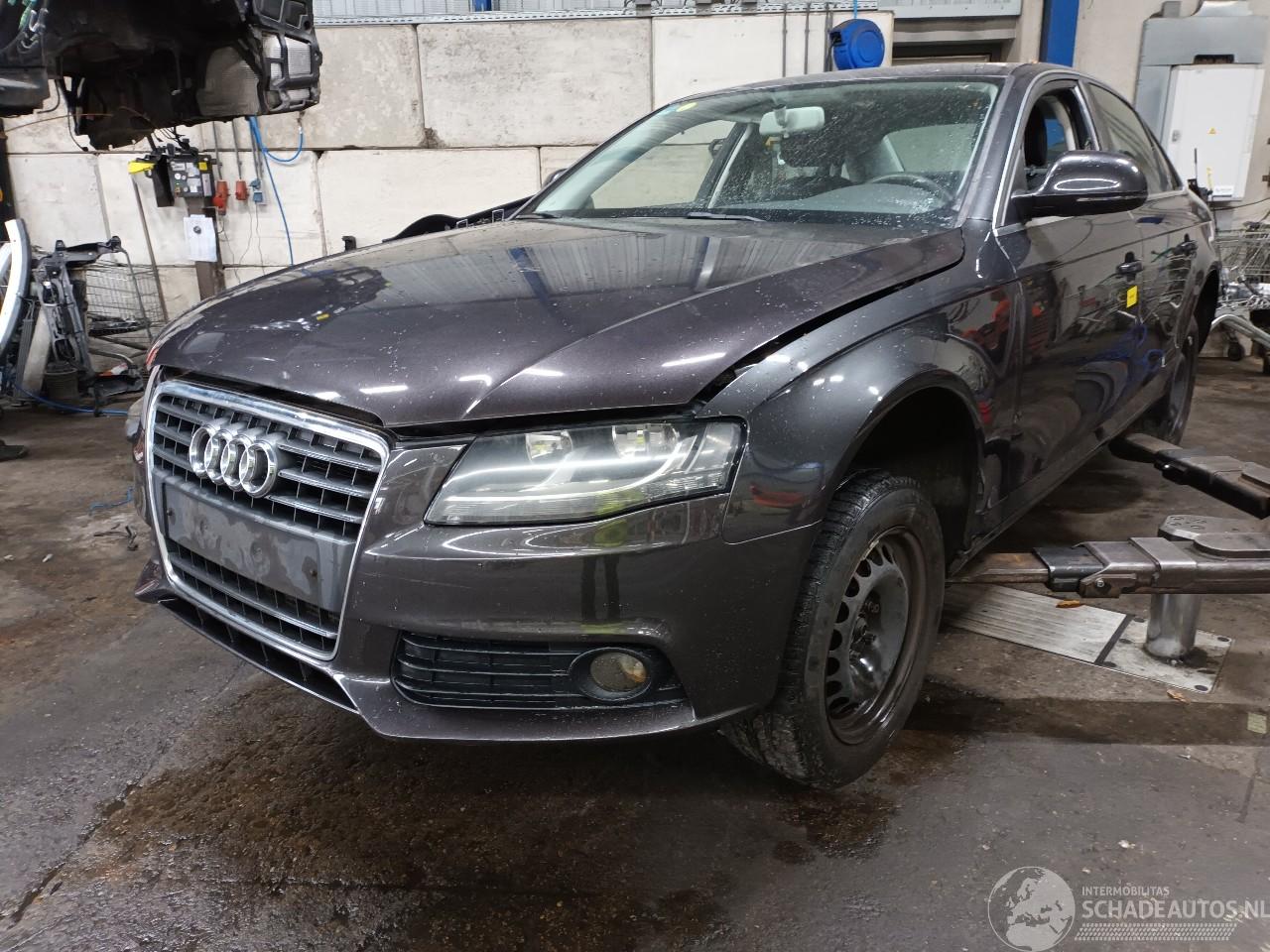Audi A4 A4 (B8) Sedan 1.8 TFSI 16V (CABA(Euro 5)) [88kW]  (01-2008/12-2015)