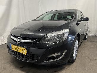 Avarii autoturisme Opel Astra Astra J Sports Tourer (PD8/PE8/PF8) Combi 1.4 Turbo 16V (A14NET(Euro 5=
)) [88kW]  (10-2010/04-2016) 2013/9