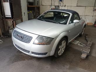 Uttjänta bilar auto Audi TT TT (8N3) Coupé 1.8 20V Turbo (APP) [132kW]  (05-1999/07-2000) 2000/7