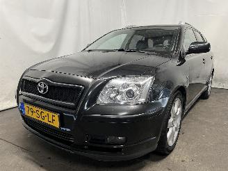 Damaged car Toyota Avensis Avensis Wagon (T25/B1E) Combi 2.0 16V VVT-i D4 (1AZFSE) [108kW]  (04-2=
003/11-2008) 2006/1