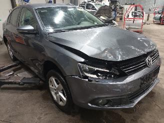 Volkswagen Jetta Jetta IV (162/16A) Sedan 1.2 TSI (CBZB) [77kW]  (10-2010/12-2017) picture 2