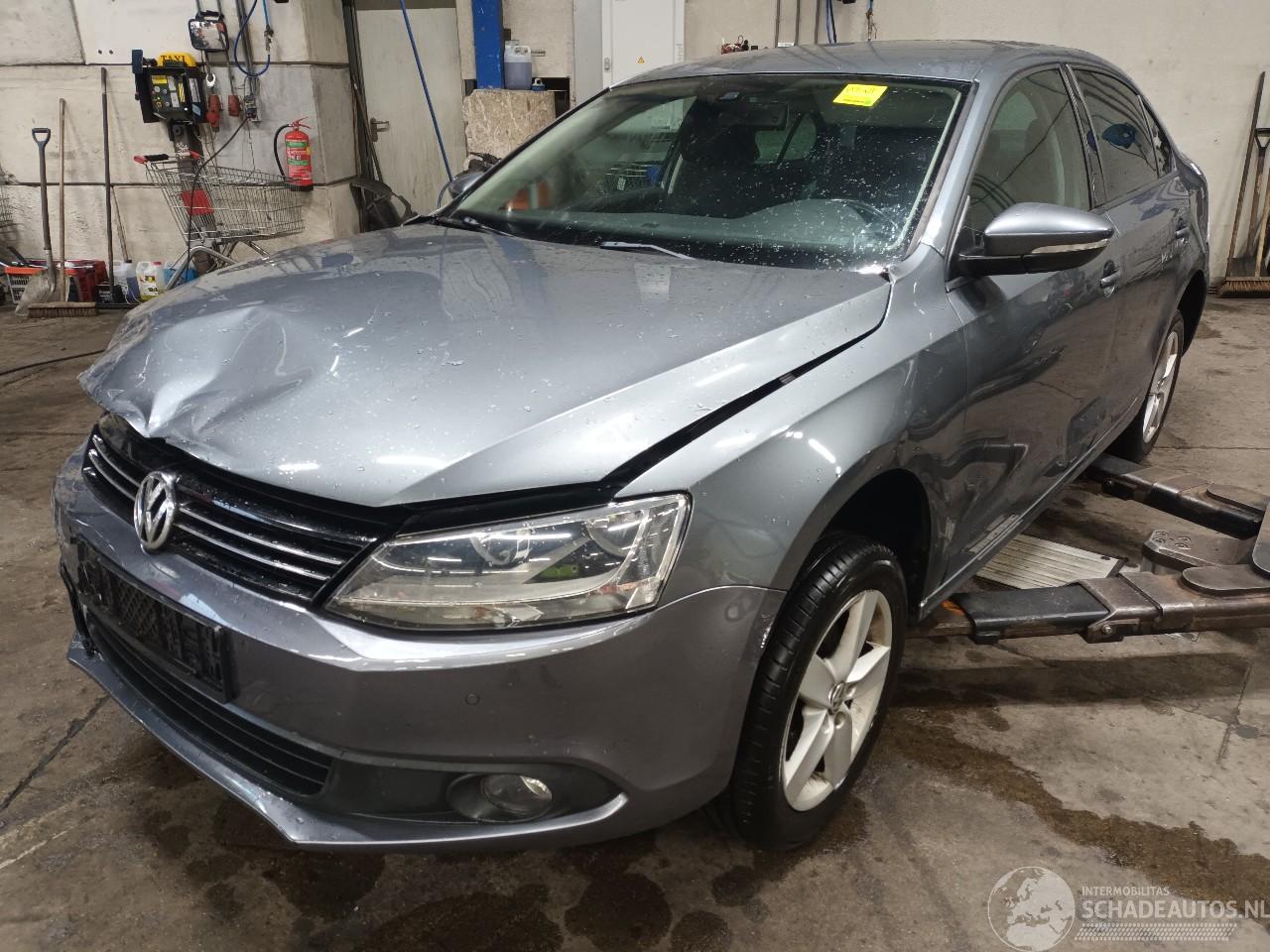 Volkswagen Jetta Jetta IV (162/16A) Sedan 1.2 TSI (CBZB) [77kW]  (10-2010/12-2017)
