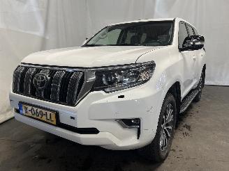 škoda osobní automobily Toyota Landcruiser Land Cruiser (J15) Hardtop Terreinwagen 2.8 D-4D 16V (1GD-FTV) [150kW]=
  (07-2020/...) 2021/2