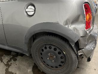 Mini Mini Mini (R50/53) Hatchback 1.6 16V Cooper S (W11-B16A) [120kW]  (03-2002/=
09-2006) picture 11