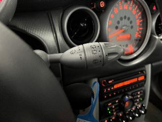 Mini Mini Mini (R50/53) Hatchback 1.6 16V Cooper S (W11-B16A) [120kW]  (03-2002/=
09-2006) picture 21