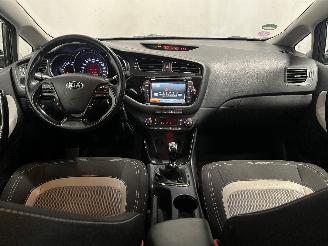 Kia Cee d Cee'd Sportswagon (JDC5) Combi 1.6 GDI 16V (G4FD) [99kW]  (09-2012/12-=
2018) picture 13