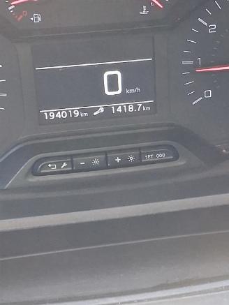 Peugeot Partner Partner (EA//EF/EN/EU) Van 1.6 BlueHDi 100 (DV6FD(BHY)) [73kW]  (09-20=
18/...) picture 2