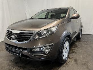 Damaged car Kia Sportage Sportage (SL) Terreinwagen 2.0 CRDi 16V VGT 4x2 (D4HA) [100kW]  (07-20=
10/02-2016) 2011/2