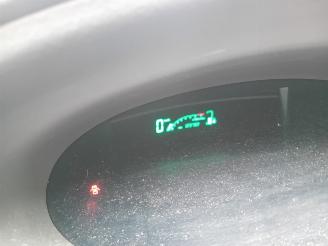 Toyota Yaris Yaris (P1) Hatchback 1.3 16V VVT-i (2SZFE) [64kW]  (04-2002/09-2005) picture 2