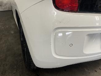 Volkswagen Up! Up! (121) Hatchback 1.0 12V 75 (CWRA) [55kW]  (08-2011/11-2019) picture 11