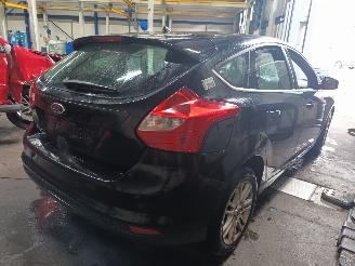 Ford Focus Focus 3 Hatchback 1.0 Ti-VCT EcoBoost 12V 125 (M1DA(Euro 5)) [92kW]  (=
02-2012/05-2018) picture 3