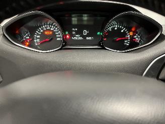 Peugeot 308 308 SW (L4/L9/LC/LJ/LR) Combi 5-drs 1.6 BlueHDi 120 (DV6FC(BHZ)) [88kW=
]  (03-2014/12-2021) picture 18